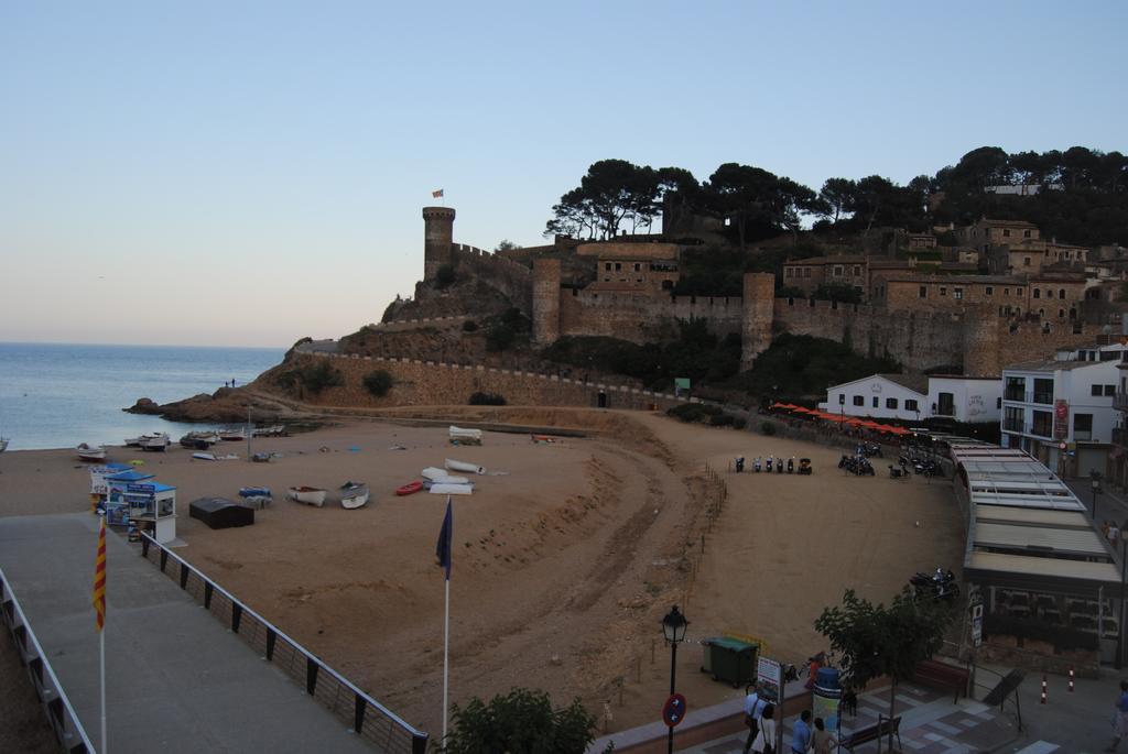 Hotel Victoria Tossa de Mar Luaran gambar